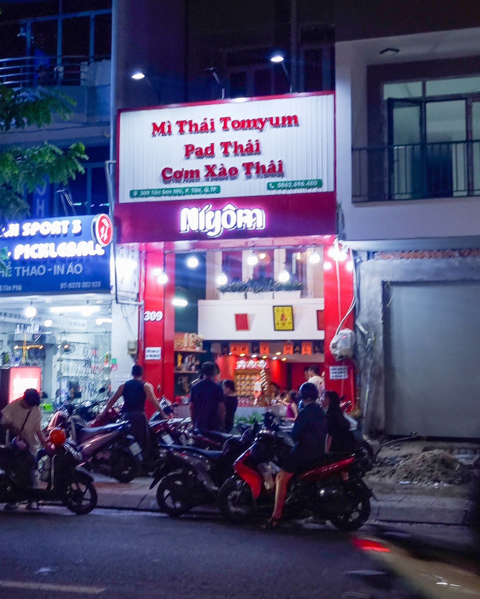 Niyom Mamathai shop at TP.HCM